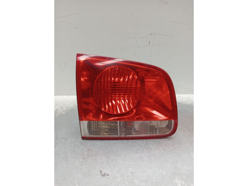 Recambio de piloto trasero izquierdo interior para volkswagen touareg (7la, 7l6, 7l7) 5.0 v10 tdi referencia OEM IAM   