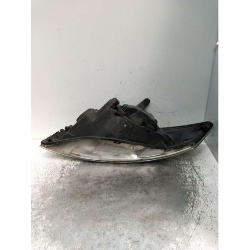 Recambio de faro derecho para ford mondeo iv turnier (ba7) 2.0 tdci referencia OEM IAM 7S7113100AG  