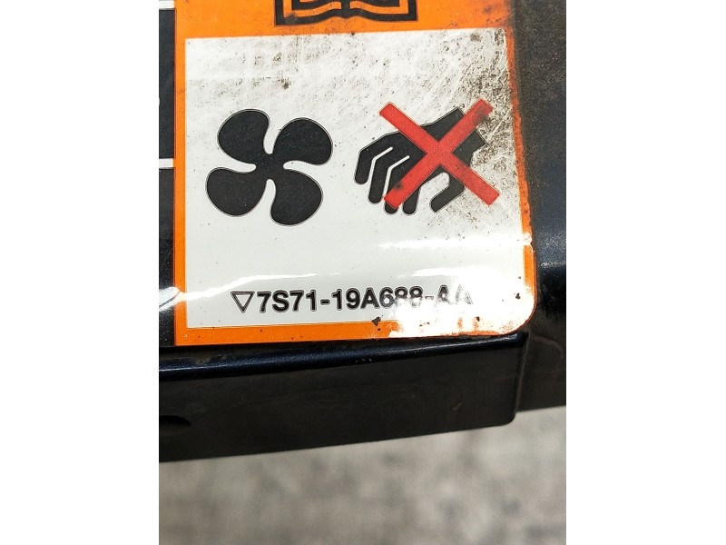 Recambio de panel frontal para ford mondeo iv turnier (ba7) 2.0 tdci referencia OEM IAM 7S7119A688AA  