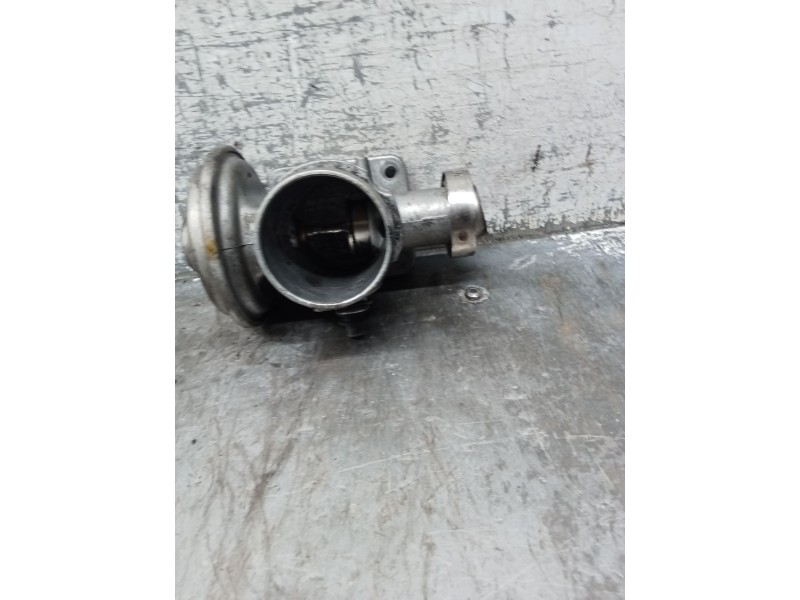 Recambio de valvula egr para bmw 3 (e46) 320 d referencia OEM IAM 72252300 2354070 