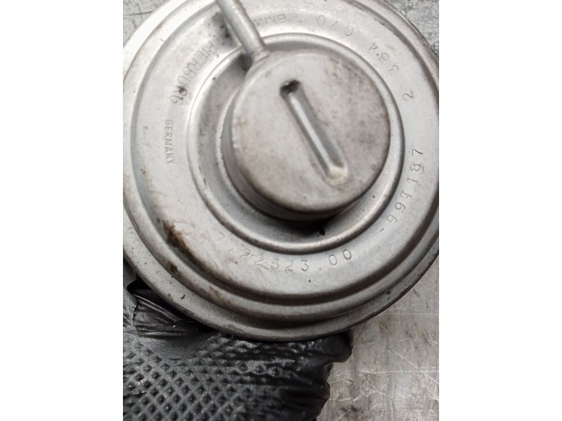 Recambio de valvula egr para bmw 3 (e46) 320 d referencia OEM IAM 72252300 2354070 