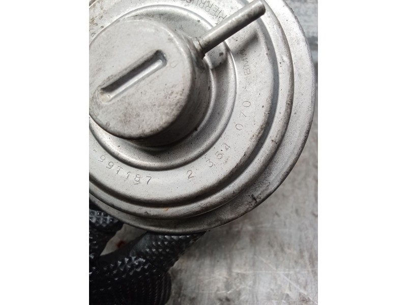 Recambio de valvula egr para bmw 3 (e46) 320 d referencia OEM IAM 72252300 2354070 