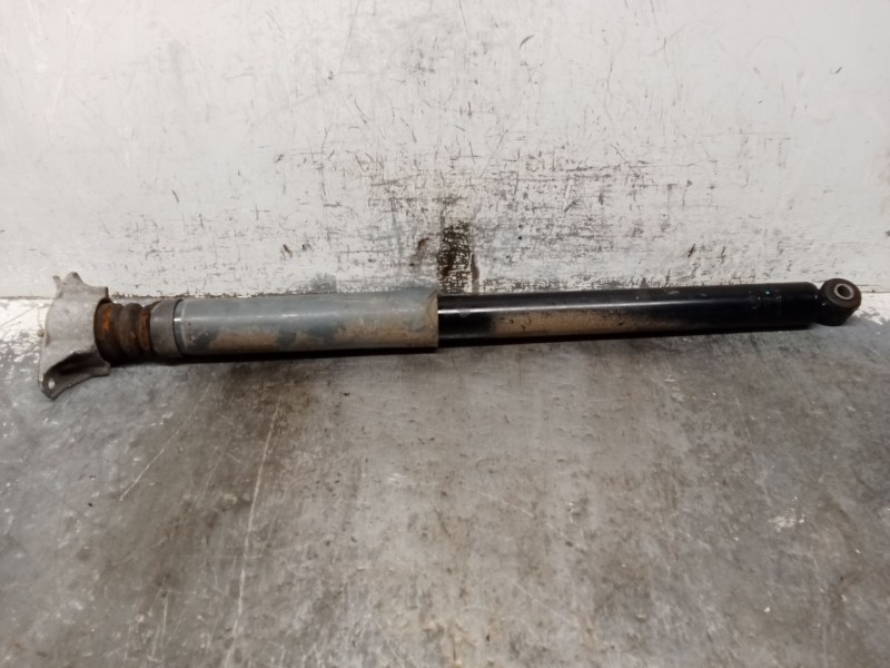 Recambio de amortiguador trasero derecho para ford focus ii (da_, hcp, dp) 1.8 tdci referencia OEM IAM 2000765  