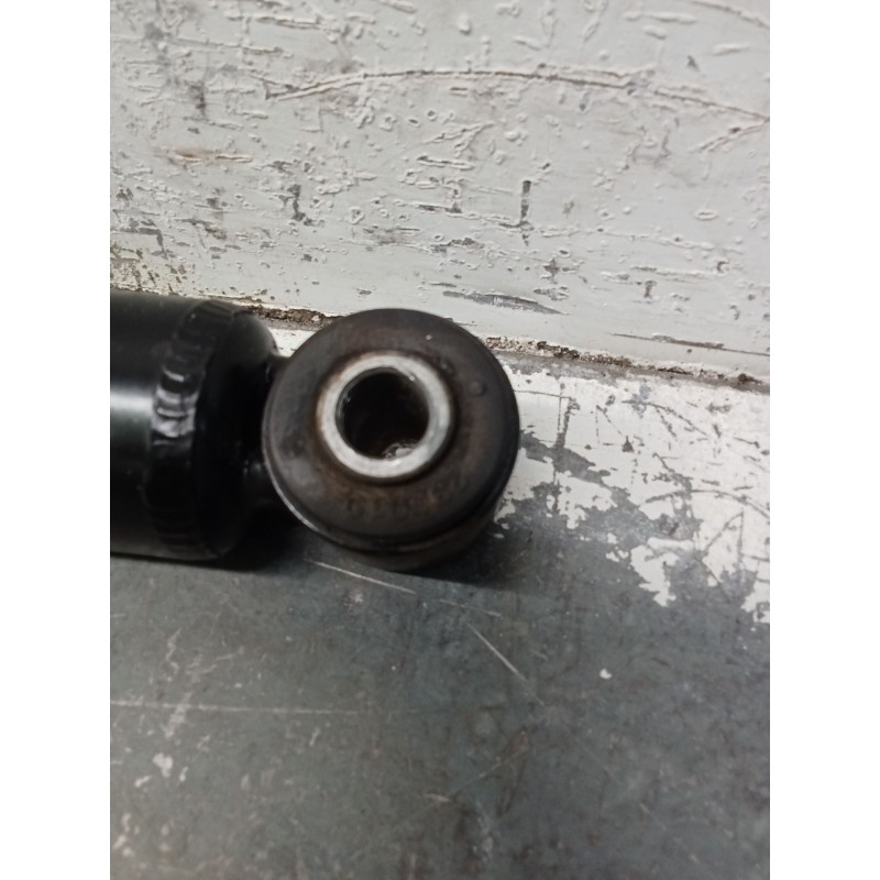 Recambio de amortiguador trasero derecho para ford focus ii (da_, hcp, dp) 1.8 tdci referencia OEM IAM 2000765  