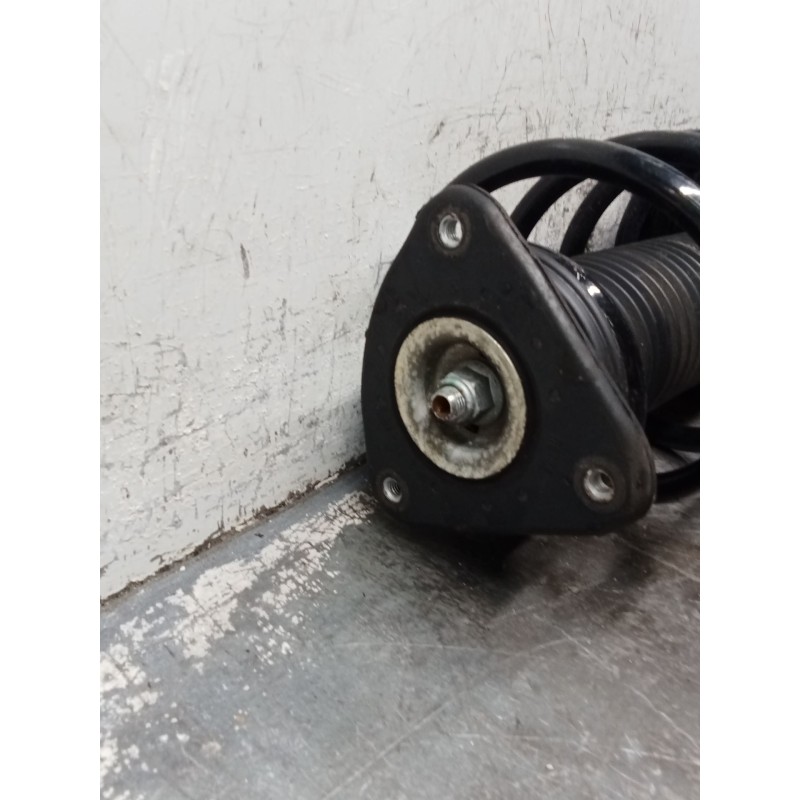 Recambio de amortiguador delantero izquierdo para ford focus ii (da_, hcp, dp) 1.8 tdci referencia OEM IAM 4M5118K001ACC  