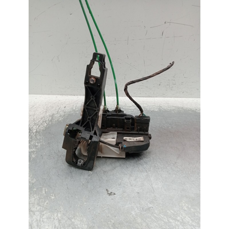 Recambio de motor cierre centralizado delantero derecho para hyundai i30 (fd) 1.6 crdi referencia OEM IAM 813202L030 5P 