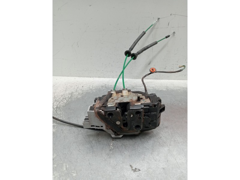 Recambio de motor cierre centralizado trasero izquierdo para hyundai i30 (fd) 1.6 crdi referencia OEM IAM  5P 