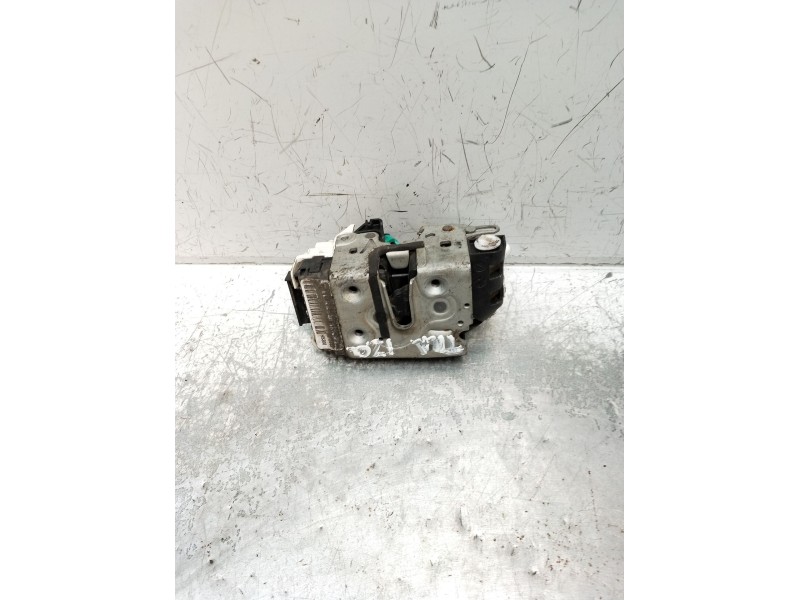 Recambio de motor cierre centralizado trasero izquierdo para jeep compass (mk49) 2.0 crd 4x4 referencia OEM IAM P04589415AE 5P 