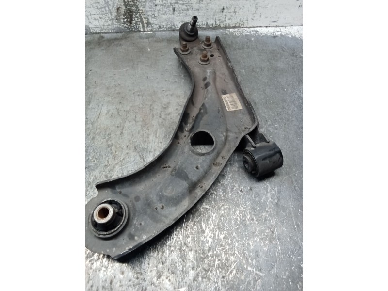 Recambio de brazo suspension inferior delantero izquierdo para citroën c4 picasso referencia OEM IAM 7BAA200439788G  