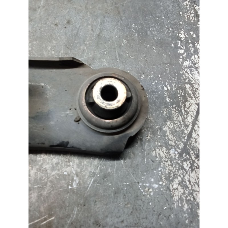 Recambio de brazo suspension inferior delantero derecho para renault laguna ii grandtour (kg0/1_) 1.9 dci (kg1v) referencia OEM 