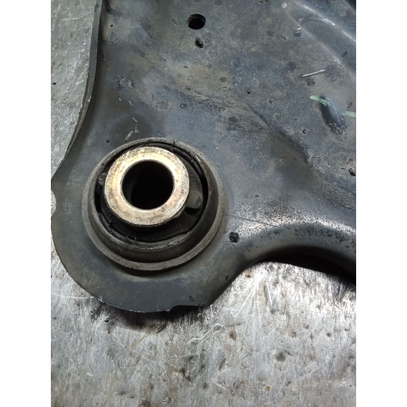 Recambio de brazo suspension inferior delantero derecho para renault laguna ii grandtour (kg0/1_) 1.9 dci (kg1v) referencia OEM 
