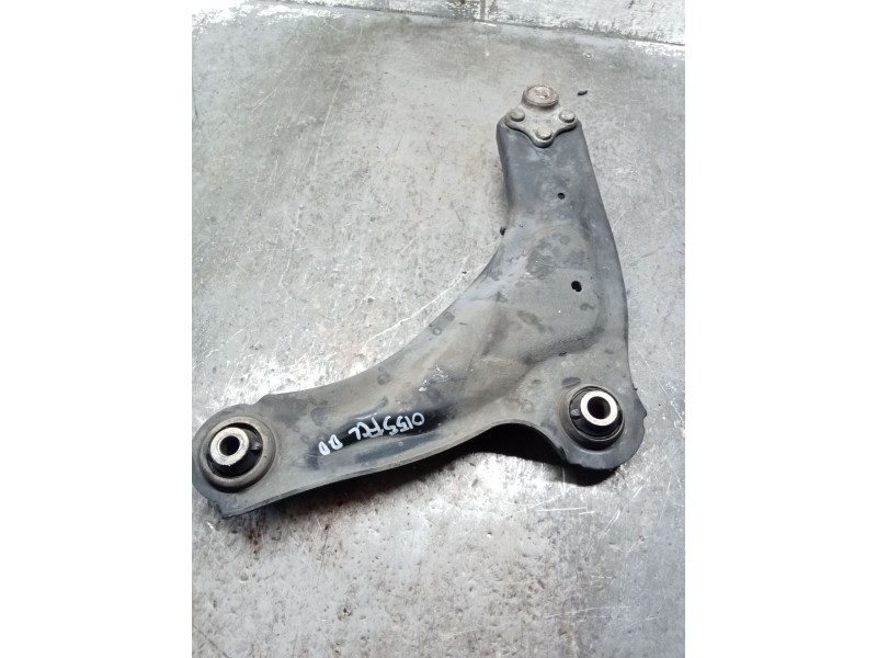 Recambio de brazo suspension inferior delantero derecho para renault laguna ii grandtour (kg0/1_) 1.9 dci (kg1v) referencia OEM 