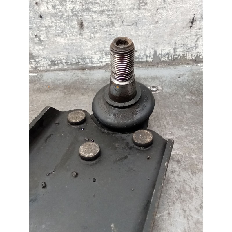 Recambio de brazo suspension inferior delantero izquierdo para renault laguna ii grandtour (kg0/1_) 1.9 dci (kg1v) referencia OE