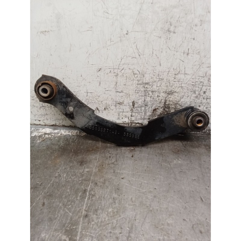 Recambio de brazo suspension superior trasero izquierdo para jeep compass (mk49) 2.0 crd 4x4 referencia OEM IAM 05105271A  