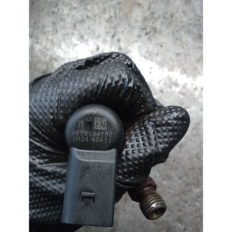 Recambio de inyector para citroën c4 grand picasso i (ua_) 2.0 hdi 138 referencia OEM IAM 9657144580  