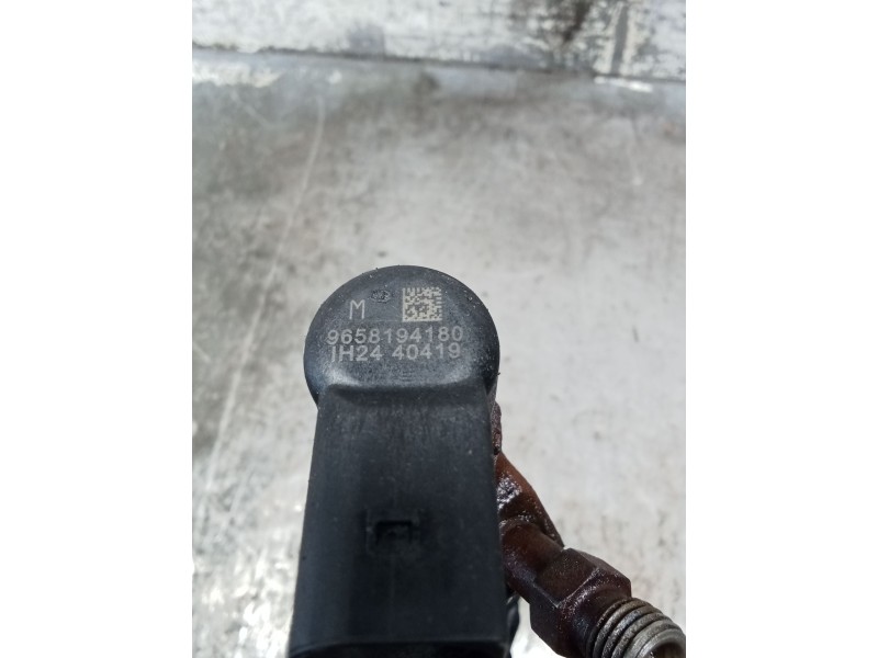Recambio de inyector para citroën c4 grand picasso i (ua_) 2.0 hdi 138 referencia OEM IAM 9657144580  