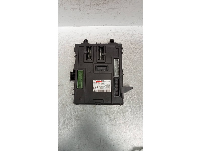 Recambio de modulo electronico para renault kadjar experience referencia OEM IAM 284B15533R A2C9057610300 