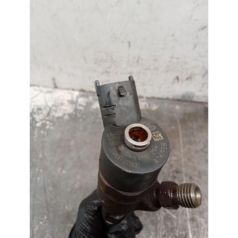 Recambio de inyector para hyundai santa fé ii (cm) 2.2 crdi gls 4x4 referencia OEM IAM 3380027800 0445110254 BOSCH