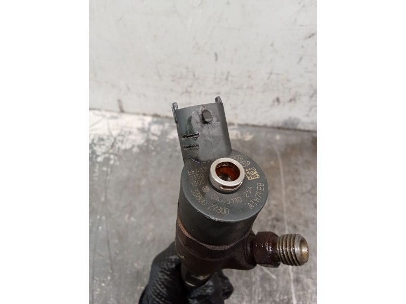Recambio de inyector para hyundai santa fé ii (cm) 2.2 crdi gls 4x4 referencia OEM IAM 3380027800 0445110254 BOSCH
