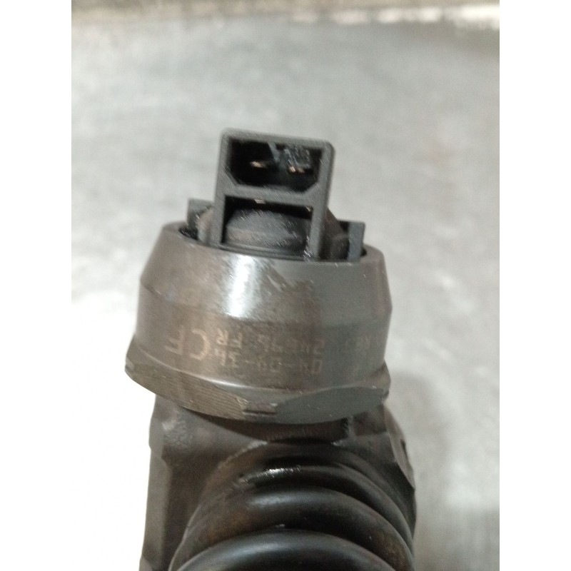 Recambio de inyector para volkswagen touareg (7la, 7l6, 7l7) 5.0 v10 tdi referencia OEM IAM 07Z130073H 0414720220 07Z130073H