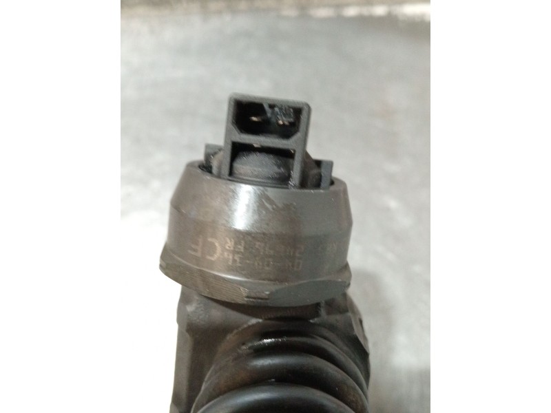 Recambio de inyector para volkswagen touareg (7la, 7l6, 7l7) 5.0 v10 tdi referencia OEM IAM 07Z130073H 0414720220 07Z130073H