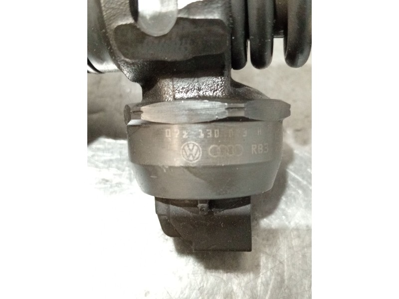 Recambio de inyector para volkswagen touareg (7la, 7l6, 7l7) 5.0 v10 tdi referencia OEM IAM 07Z130073H 0414720220 07Z130073H