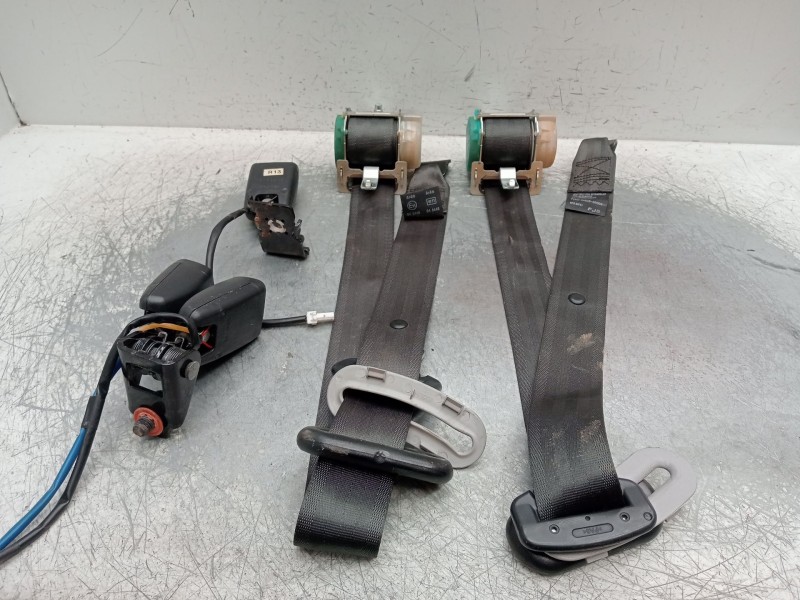 Recambio de juego cinturones trasero para hyundai i30 (fd) 1.6 crdi referencia OEM IAM  5P 