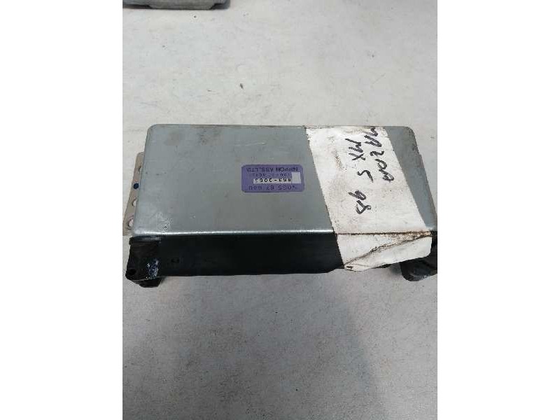 Recambio de centralita abs para mazda mx-5 (nb) referencia OEM IAM N05567650 12000080431 8630065 Recambio de centralita abs para mazda mx-5 (nb) referencia OEM IAM N05567650 12000080431 8630065