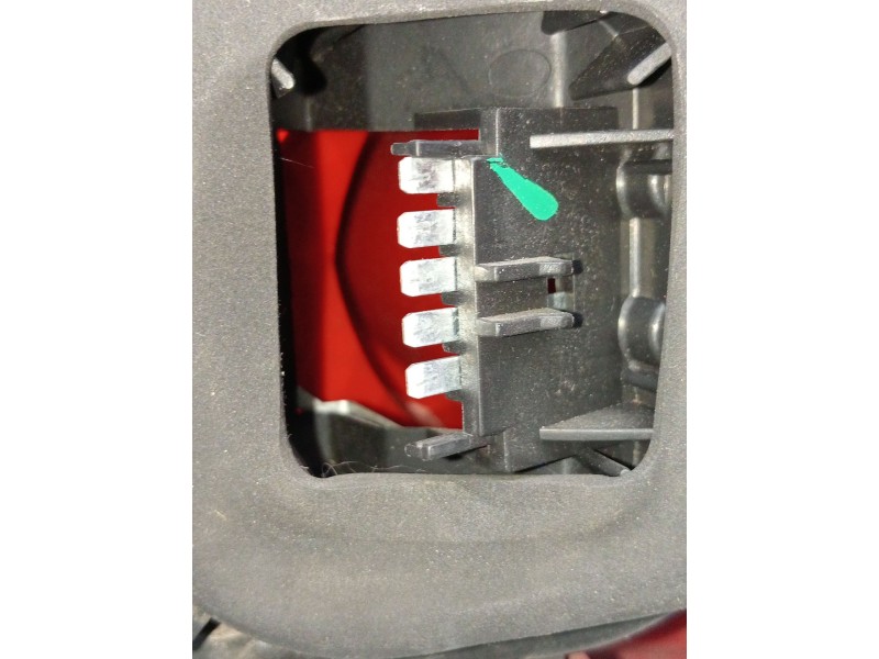 Recambio de piloto trasero izquierdo para opel corsa d furgoneta/hatchback (s07) 1.3 cdti (l08) referencia OEM IAM 13186350 8903