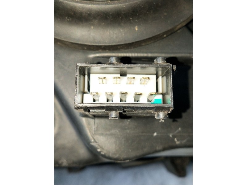 Recambio de faro derecho para citroën xsara (n1) 1.6 16v referencia OEM IAM 9637082480  