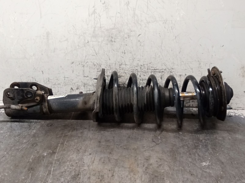 Recambio de amortiguador delantero derecho para chevrolet captiva 2.0 vcdi lt referencia OEM IAM 3KKIPPMU  