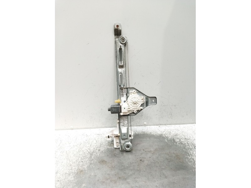 Recambio de elevalunas trasero derecho para jeep compass (mk49) 2.0 crd 4x4 referencia OEM IAM 05074822AA D 5P 