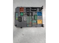 Recambio de caja reles / fusibles para citroën c4 picasso referencia OEM IAM 980668798001 BSIQ0401 S180204004B 2