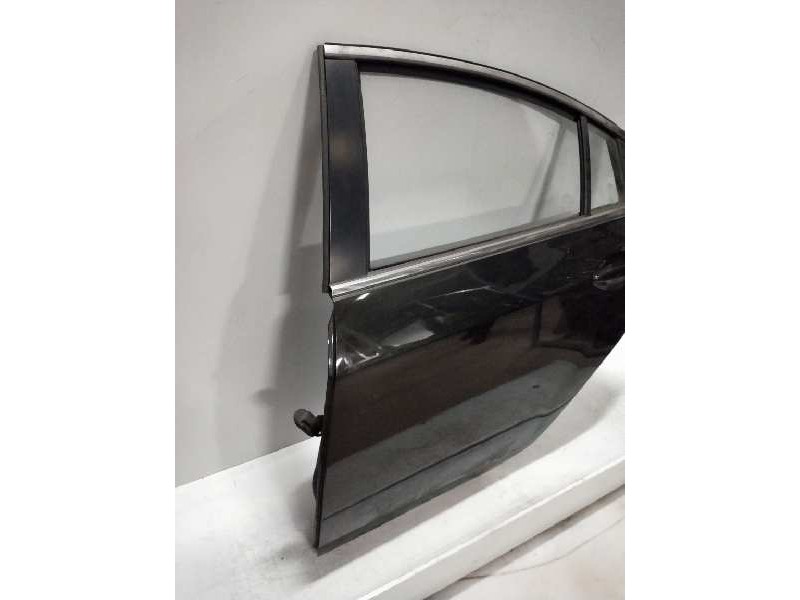 Recambio de puerta trasera izquierda para mazda 6 kombi (gh) 2.0 turbodiesel cat referencia OEM IAM   