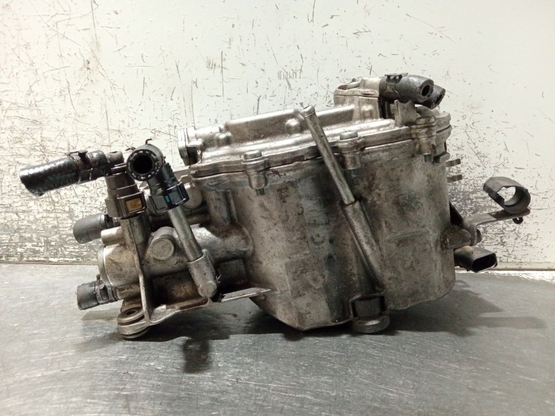 Recambio de soporte filtro gasoil para volkswagen touareg (7la, 7l6, 7l7) 5.0 v10 tdi referencia OEM IAM 7L6127401D 6640574101 