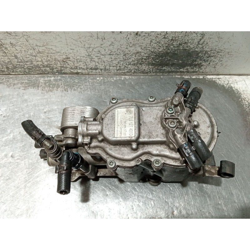 Recambio de soporte filtro gasoil para volkswagen touareg (7la, 7l6, 7l7) 5.0 v10 tdi referencia OEM IAM 7L6127401D 6640574101 