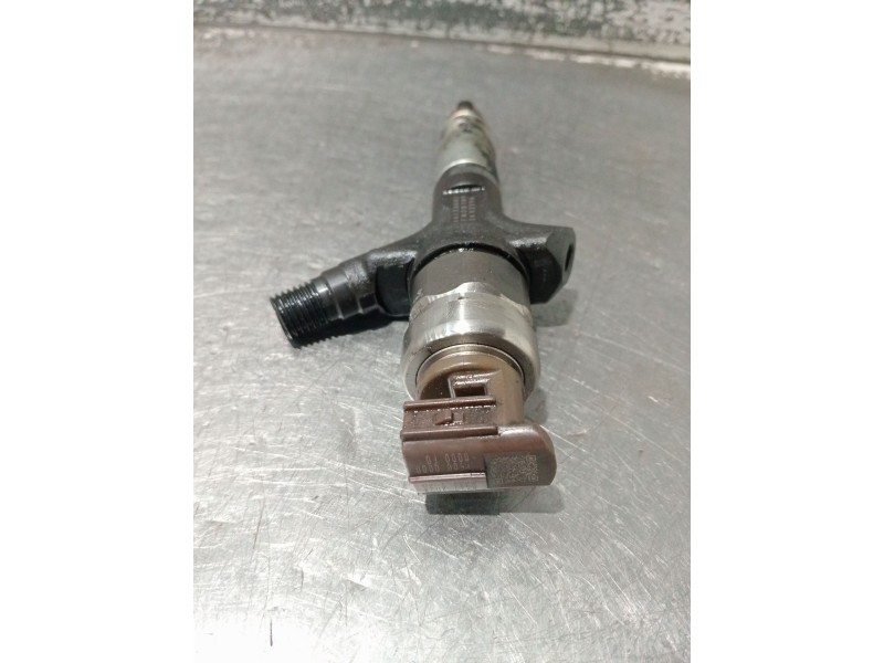 Recambio de inyector para subaru legacy iv (bl) 2.0 d awd (bld) referencia OEM IAM 16613AA020 DENSO7890 DENSO