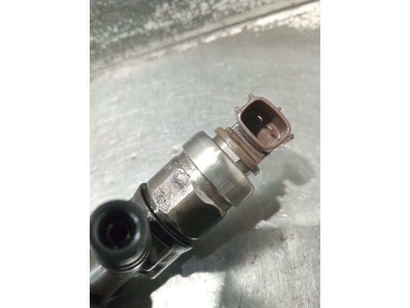 Recambio de inyector para subaru legacy iv (bl) 2.0 d awd (bld) referencia OEM IAM 16613AA020 DENSO7890 DENSO
