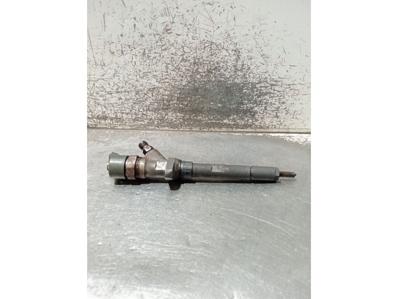 Recambio de inyector para peugeot 807 (eb_) 2.2 hdi referencia OEM IAM 9637277980 0445110036 BOSCH