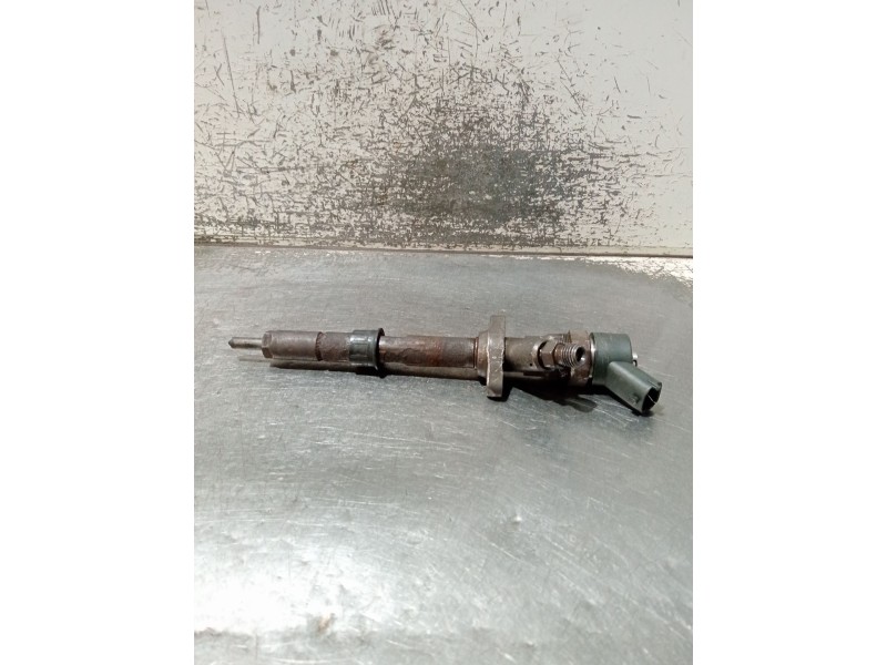 Recambio de inyector para peugeot 807 (eb_) 2.2 hdi referencia OEM IAM 9637277980 0445110036 BOSCH