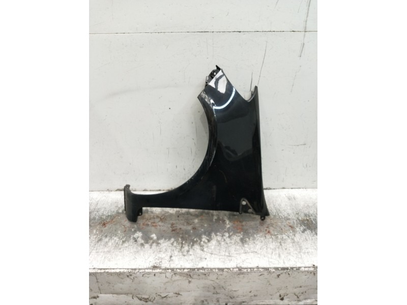 Recambio de aleta delantera izquierda para renault clio iii (br0/1, cr0/1) 1.2 16v (br02, br0j, br11, cr02, cr0j, cr11) referenc