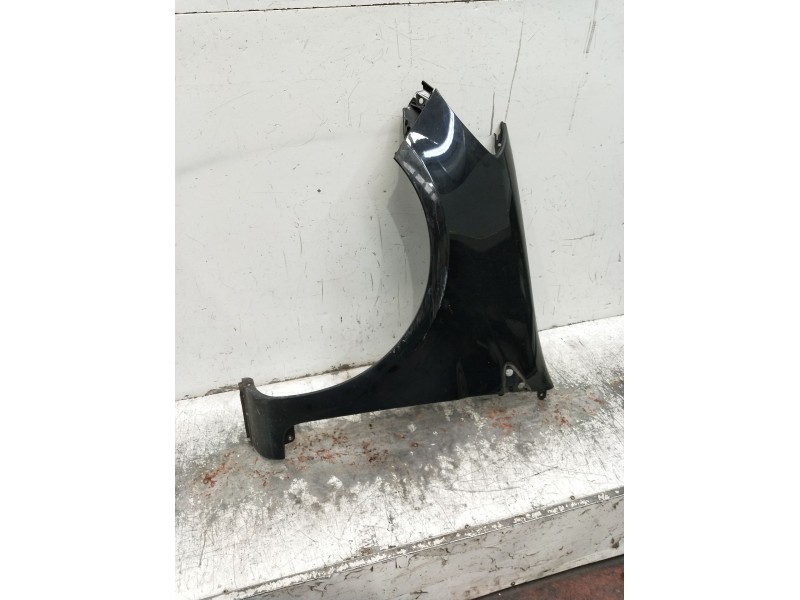 Recambio de aleta delantera izquierda para renault clio iii (br0/1, cr0/1) 1.2 16v (br02, br0j, br11, cr02, cr0j, cr11) referenc