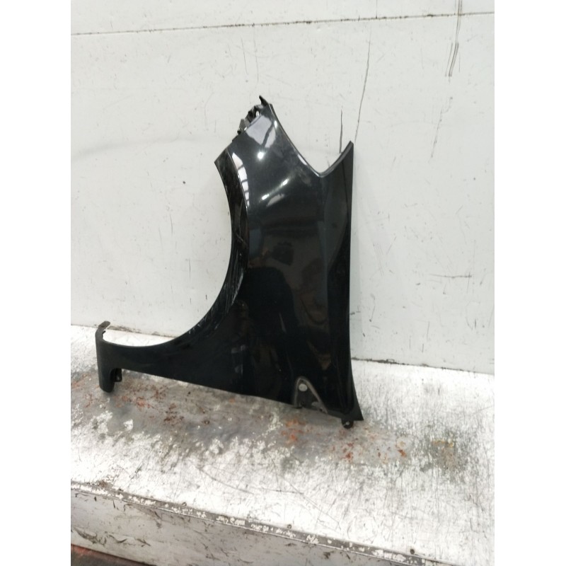 Recambio de aleta delantera izquierda para renault clio iii (br0/1, cr0/1) 1.2 16v (br02, br0j, br11, cr02, cr0j, cr11) referenc