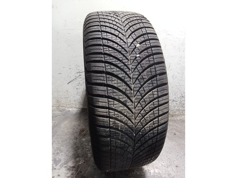 Recambio de juego llantas para jeep renegade referencia OEM IAM   235/55 17R