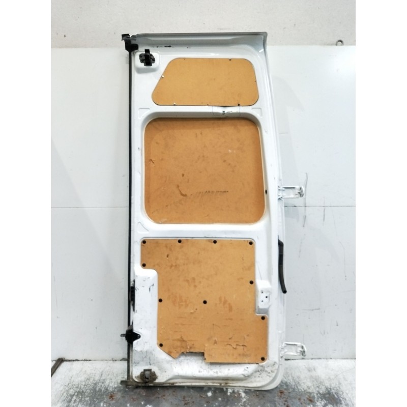 Recambio de puerta trasera izquierda para renault master iii furgoneta (fv) 2.3 dci 110 fwd (fv0r, fv0w) referencia OEM IAM  cie