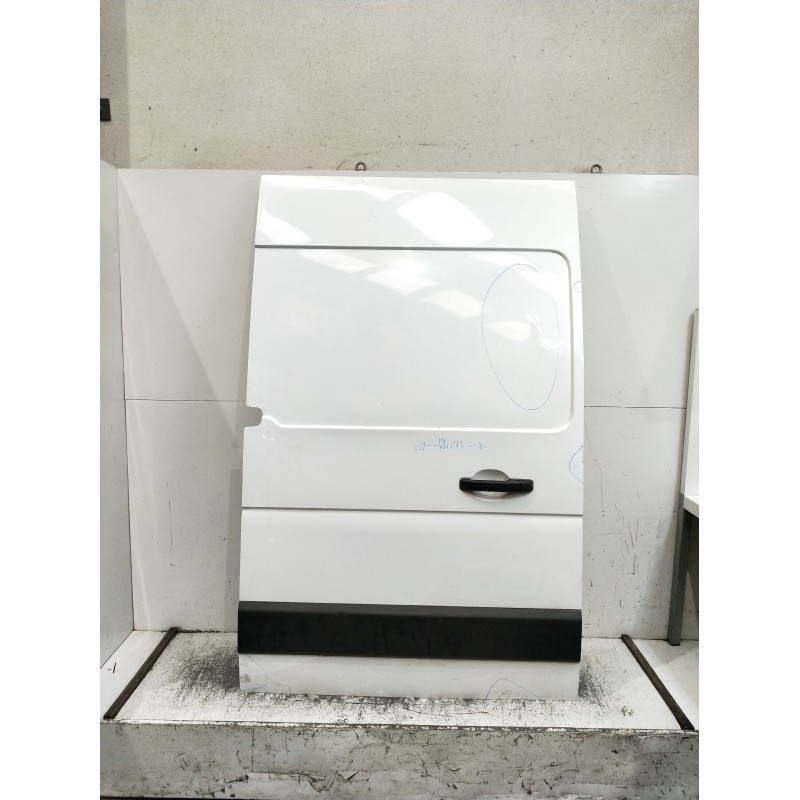Recambio de puerta lateral corredera derecha para renault master iii furgoneta (fv) 2.3 dci 110 fwd (fv0r, fv0w) referencia OEM 