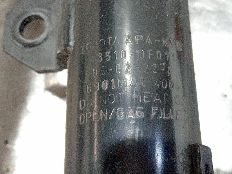 Recambio de amortiguador delantero derecho para toyota corolla verso (zer_, zze12_, r1_) 1.8 (znr11_) referencia OEM IAM 485100F