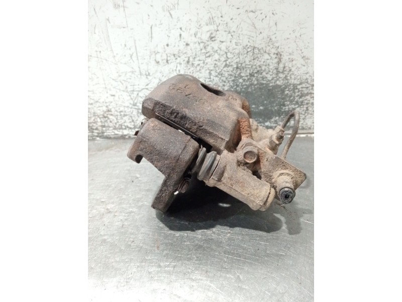 Recambio de pinza freno delantera derecha para mitsubishi montero (l040) 2500 td (2-ptas.) referencia OEM IAM AD5722  