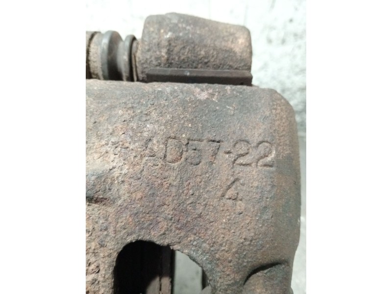 Recambio de pinza freno delantera derecha para mitsubishi montero (l040) 2500 td (2-ptas.) referencia OEM IAM AD5722  