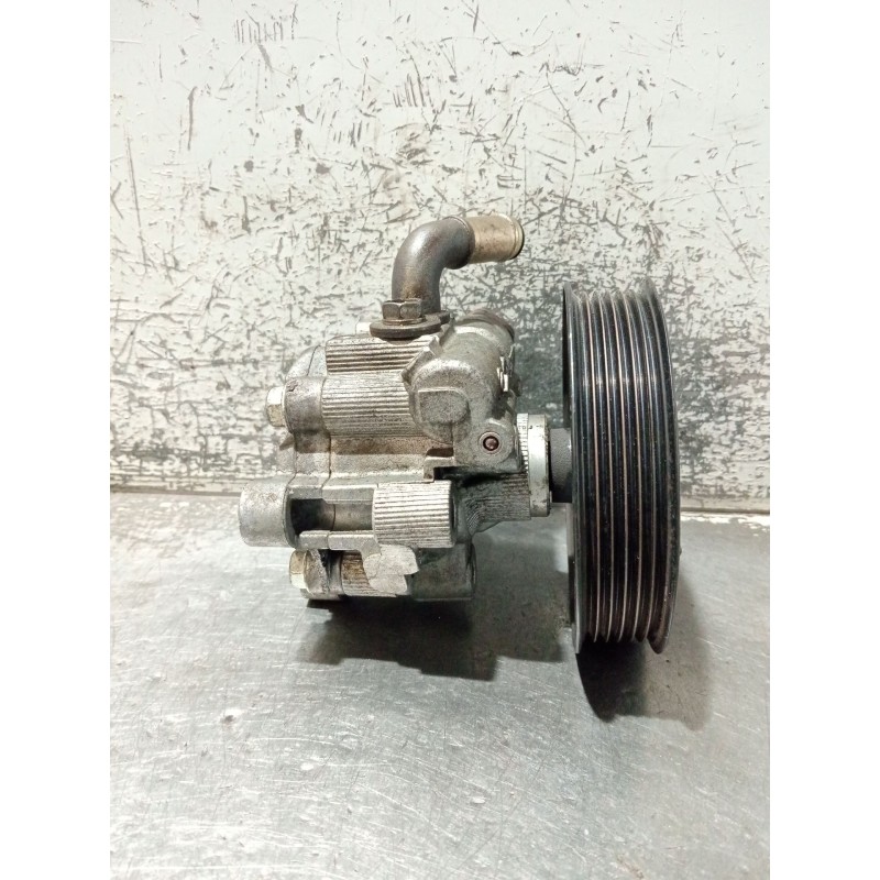 Recambio de bomba direccion para toyota corolla verso (zer_, zze12_, r1_) 1.8 (znr11_) referencia OEM IAM   